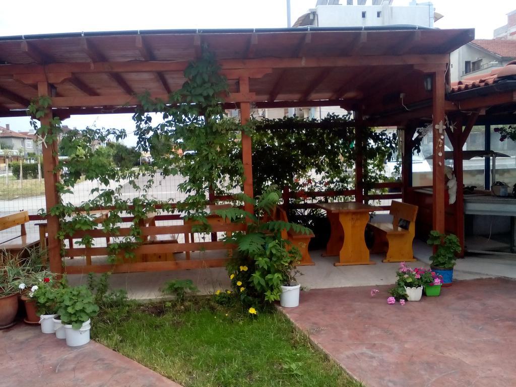 Alba Family Club Hotel Primorsko Zewnętrze zdjęcie