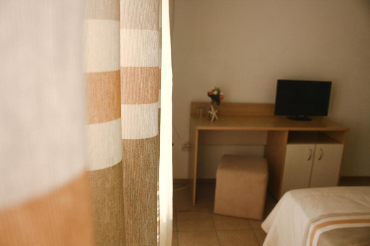 Alba Family Club Hotel Primorsko Zewnętrze zdjęcie
