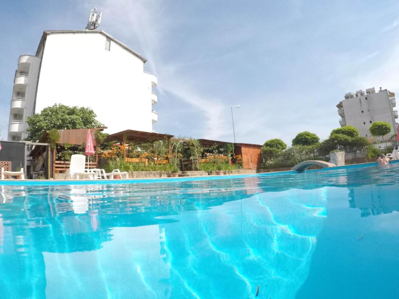 Alba Family Club Hotel Primorsko Zewnętrze zdjęcie