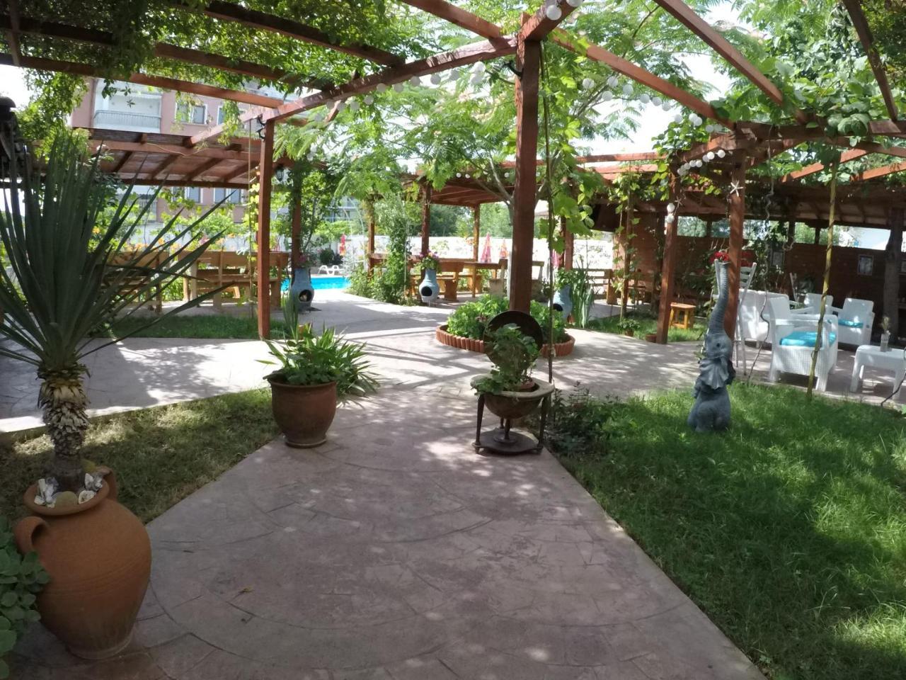 Alba Family Club Hotel Primorsko Zewnętrze zdjęcie