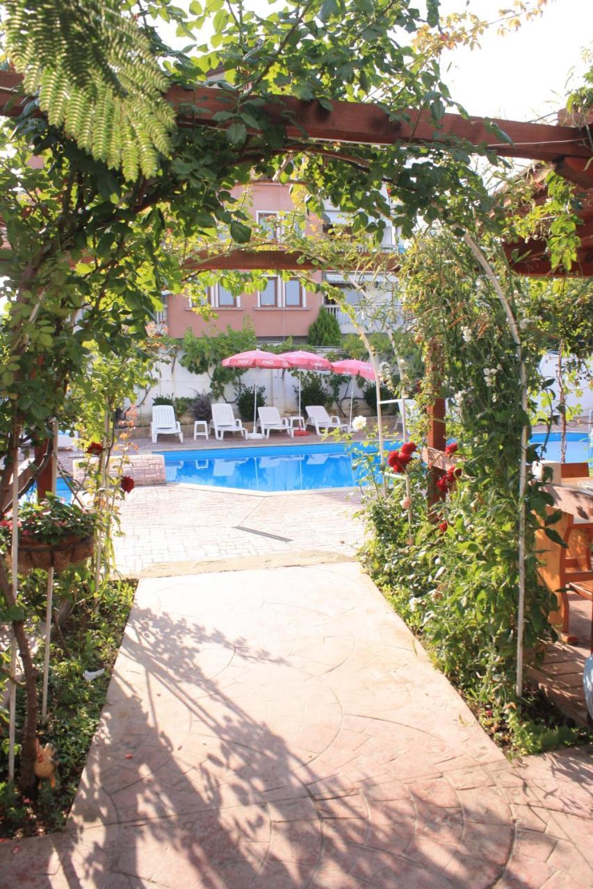 Alba Family Club Hotel Primorsko Zewnętrze zdjęcie