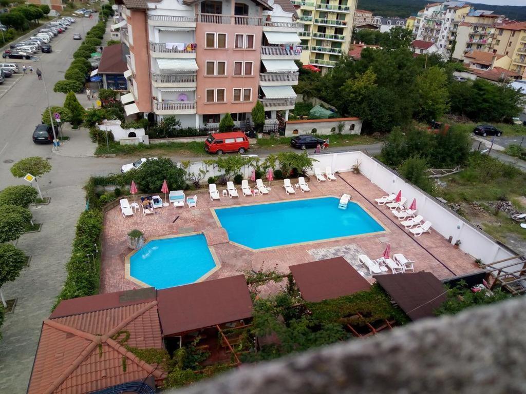 Alba Family Club Hotel Primorsko Zewnętrze zdjęcie